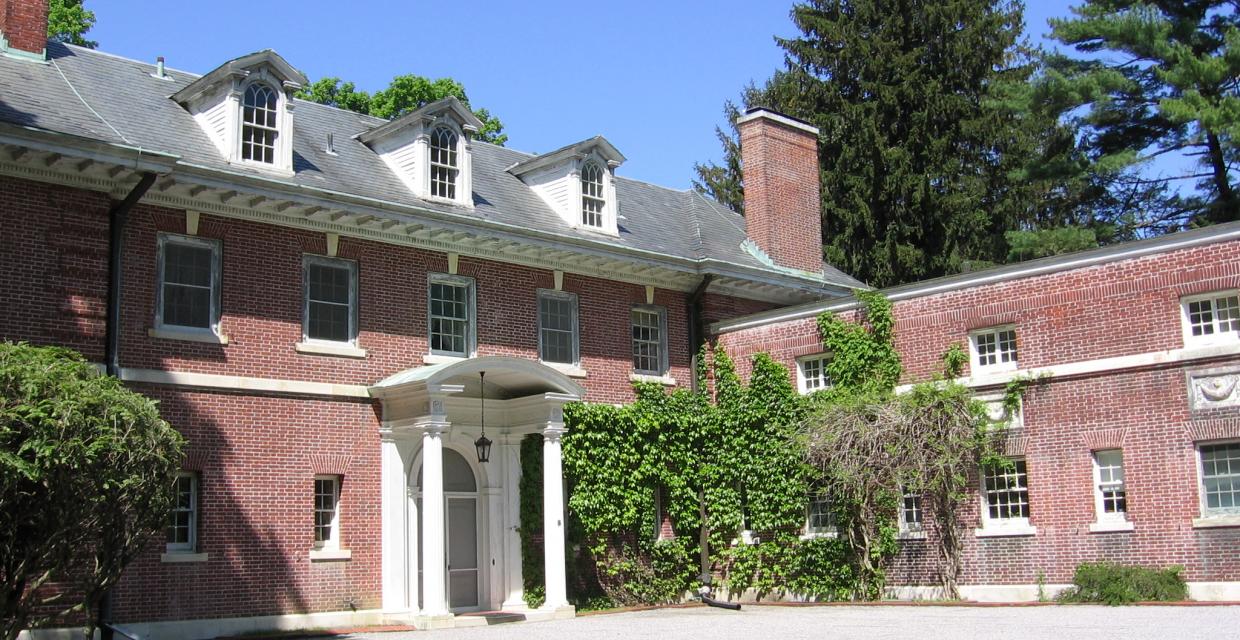 The mansion at Merestead Photo: Jane Daniels