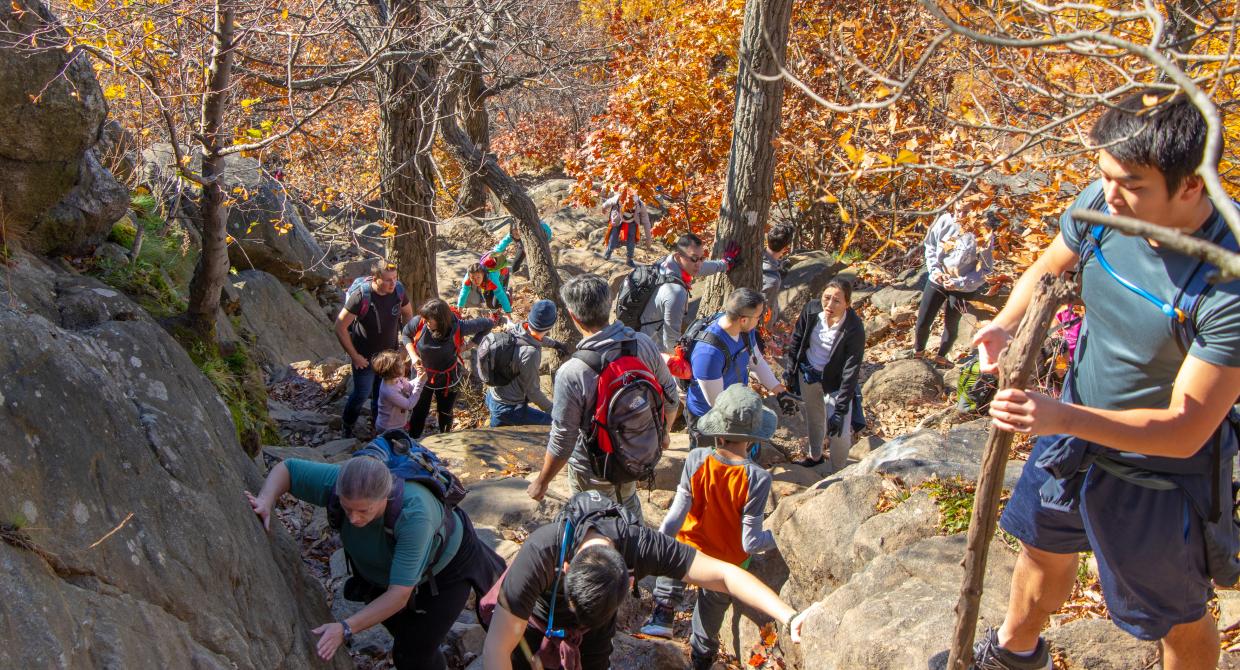 An overflow of visitors hiking Breakneck Ridge. Photo by Jessie Johnson and Matt Schneider.