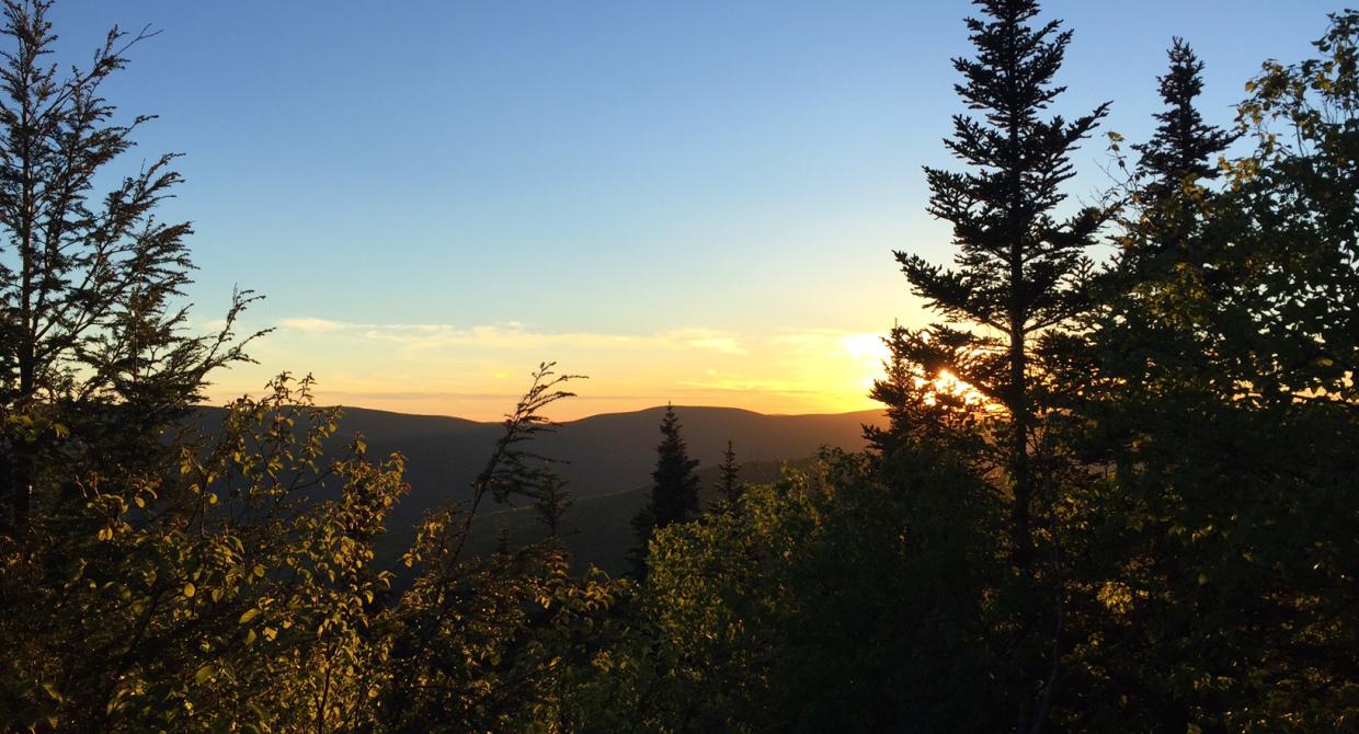 Sunrise at the Catskill's Giant Ledge. Photo by Marlee Goska.