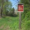 Sign that marks a turn into the Aqueduct route after crossing North Highland Avenue north of Ossining. Photo by Daniel Chazin.