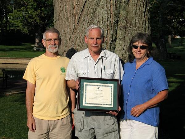 L to R: Jim Haggett, Trail Conference Dutchess/Putnam AT Management Committee Chair; ATC Honorary Membership recipient Ron Rosen; Mid Atlantic ATC Regional Director Karen Lutz. Photo courtesy of Jim Haggett.