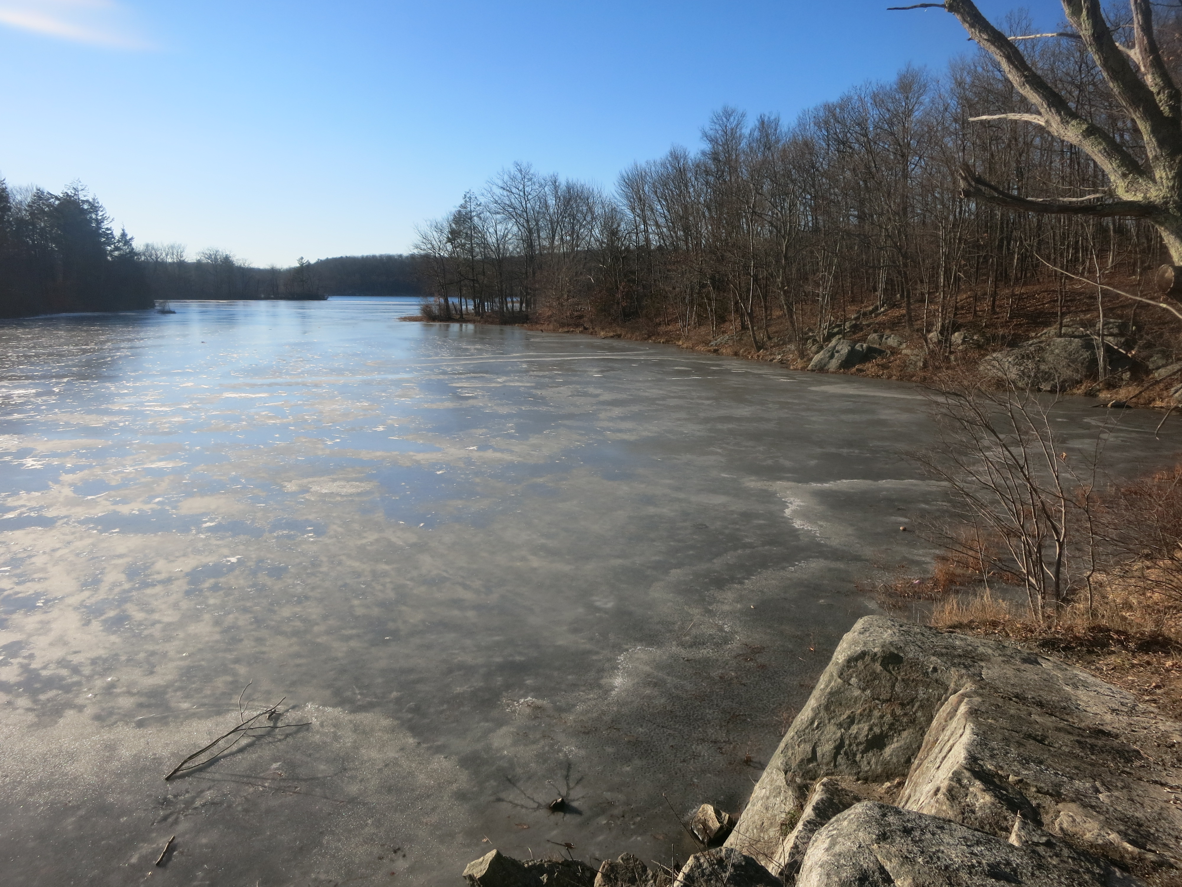 Wawayanda State Park, Wawayanda Lake. Photo by Daniel Chazin.