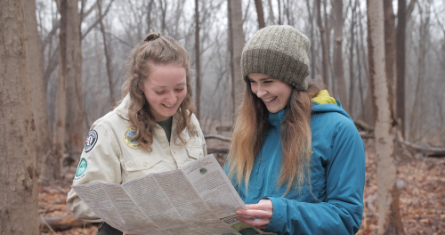 Trail Steward Conversation. Photo by Ryan Windess.